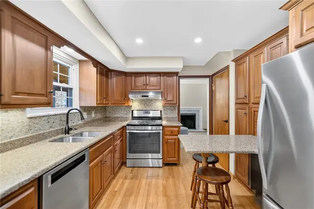 8439 Edwood Rd gallery image 14
