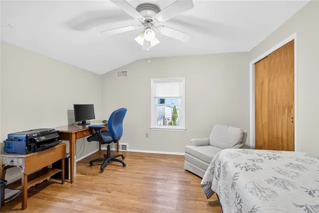 8439 Edwood Rd gallery image 21