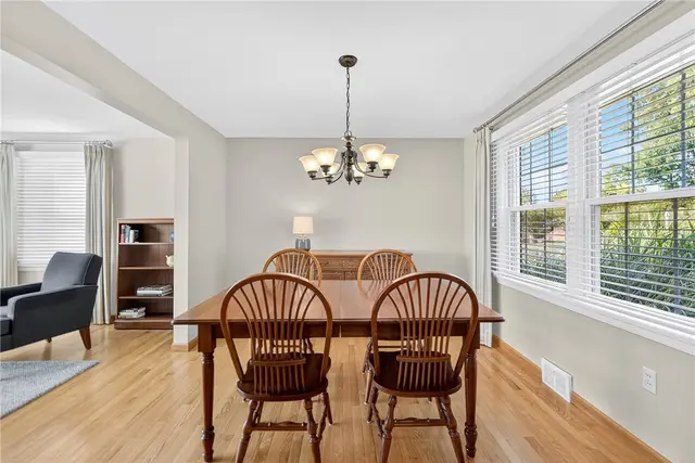 8439 Edwood Rd gallery image 29