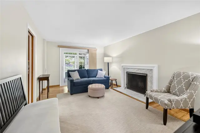 8439 Edwood Rd gallery image 46
