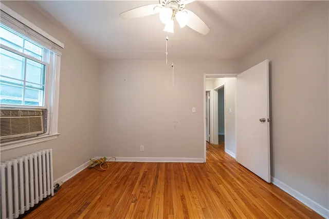 844 Thorn St 62 gallery image 13