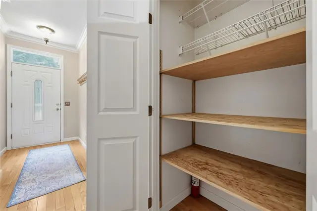 844 Village Dr gallery image 30