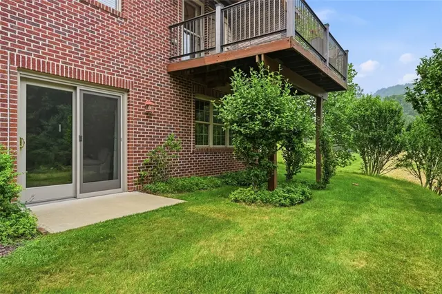 844 Village Dr gallery image 39
