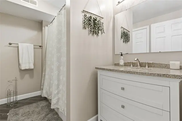 846 Sunset Circle gallery image 22