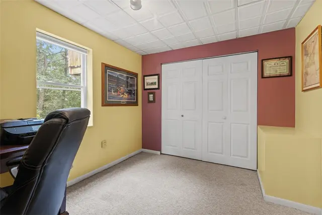 852 Sunset Cir gallery image 14