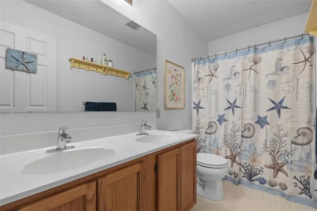 852 Sunset Cir gallery image 30