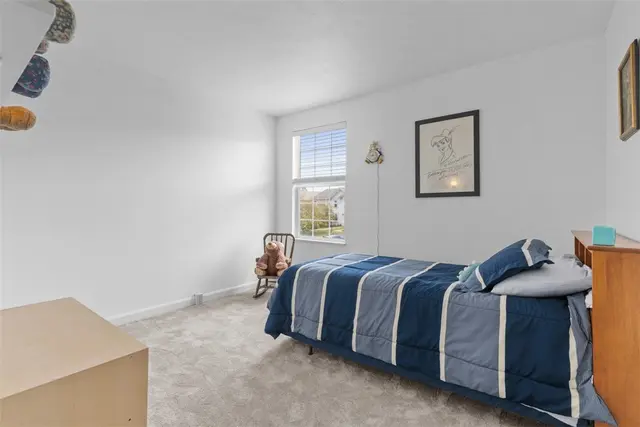852 Sunset Cir gallery image 41