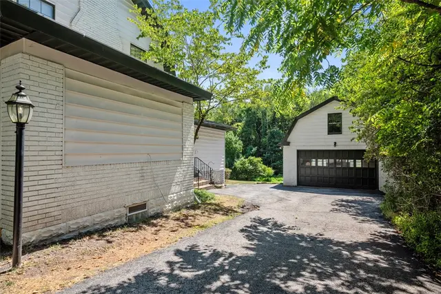 853 W Ingomar Rd gallery image 36