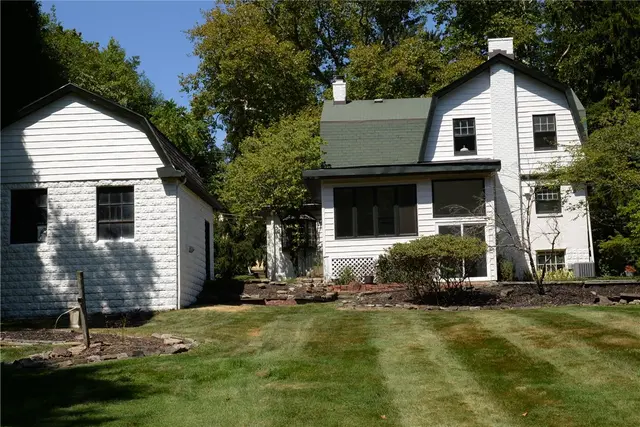 853 W Ingomar Rd gallery image 15