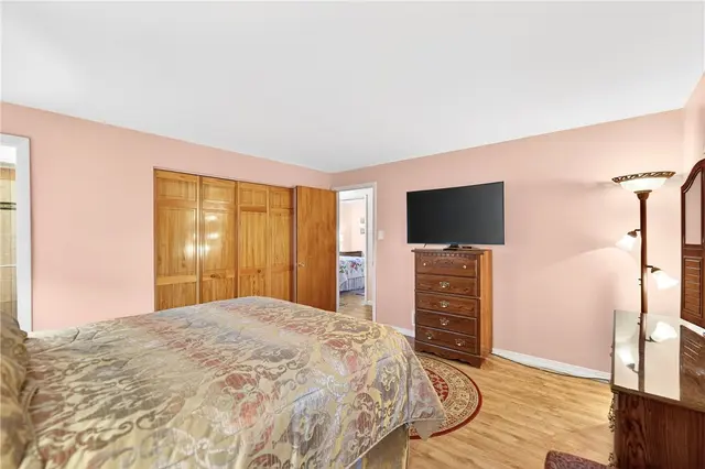 8576 W Barkhurst Dr gallery image 9