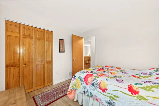 8576 W Barkhurst Dr gallery image 17