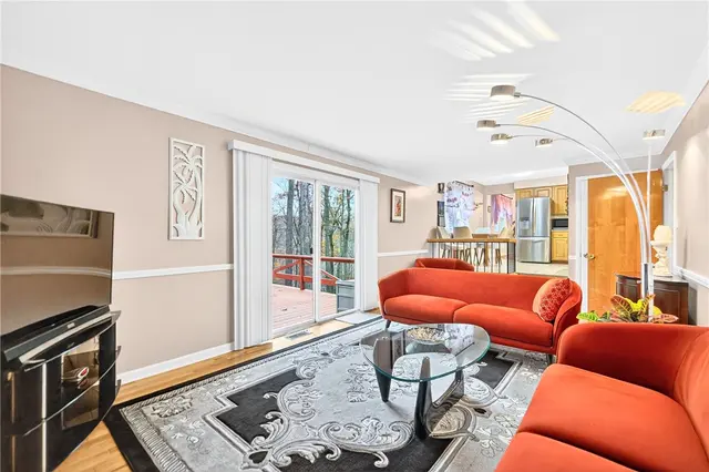 8576 W Barkhurst Dr gallery image 18