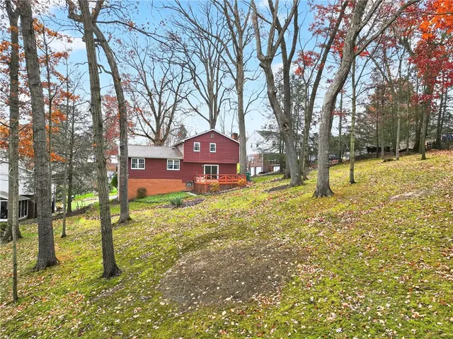 8576 W Barkhurst Dr gallery image 19