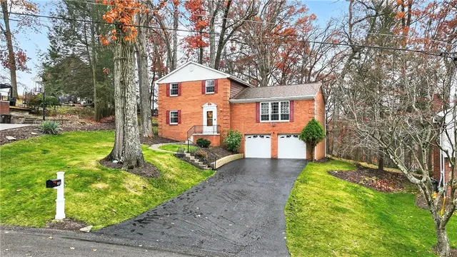 8576 W Barkhurst Dr gallery image 31