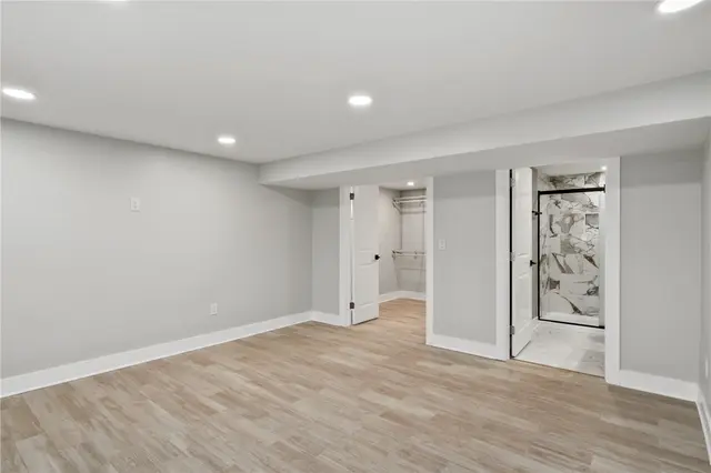 8615 Peters Road gallery image 19