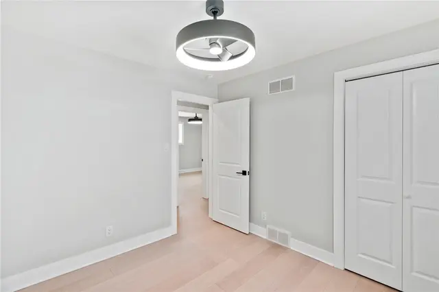 8615 Peters Road gallery image 23