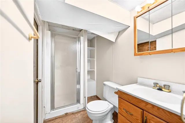8675 REMINGTON DR. gallery image 8