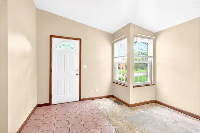 8675 REMINGTON DR. gallery image 26