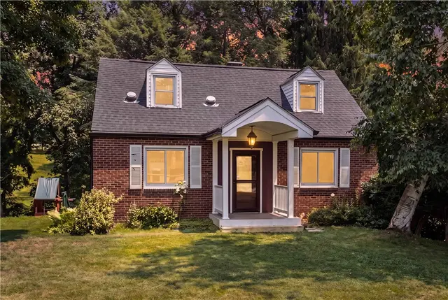 8680 Winchester Dr gallery image 2