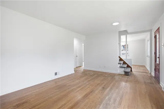 8680 Winchester Dr gallery image 13