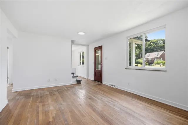 8680 Winchester Dr gallery image 19
