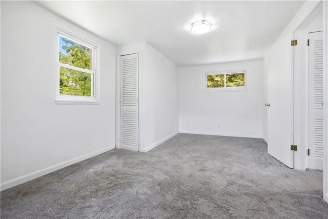 8680 Winchester Dr gallery image 23