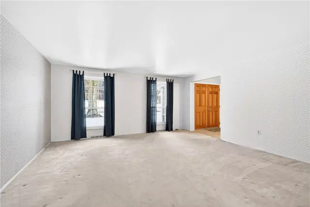 8732 Breezewood Dr gallery image 6