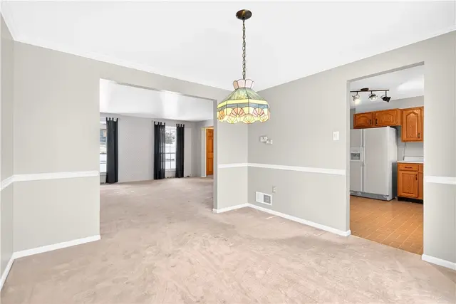 8732 Breezewood Dr gallery image 9