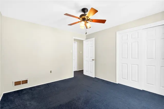 8732 Breezewood Dr gallery image 15