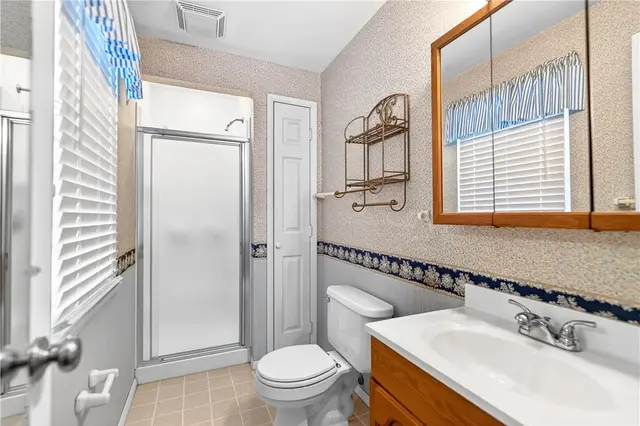 8732 Breezewood Dr gallery image 19