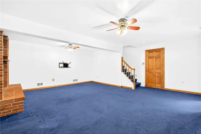 8732 Breezewood Dr gallery image 24