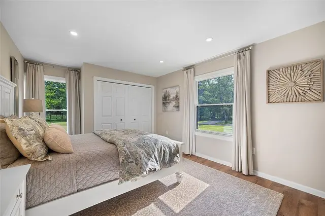 881 Blackburn Rd gallery image 9