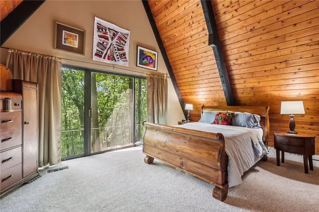 890 Pearce Mill Road gallery image 3