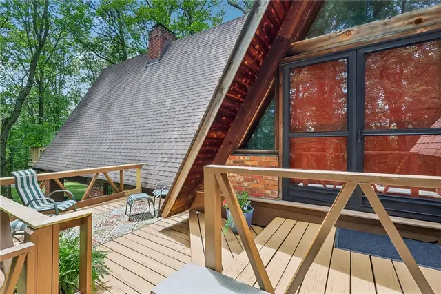 890 Pearce Mill Road gallery image 36