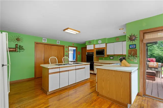 9 Highview Dr gallery image 8