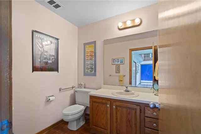 9 Highview Dr gallery image 19