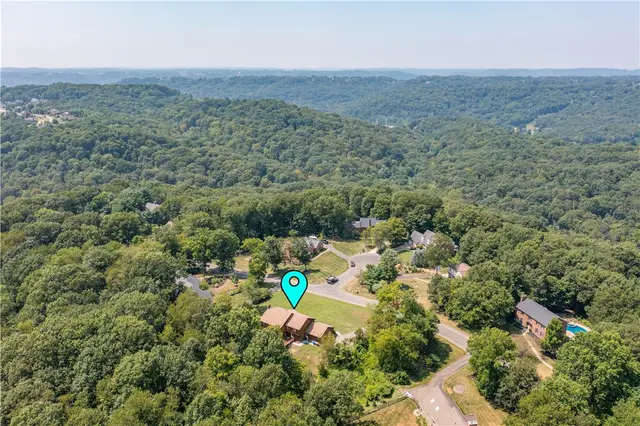 9 Highview Dr gallery image 21