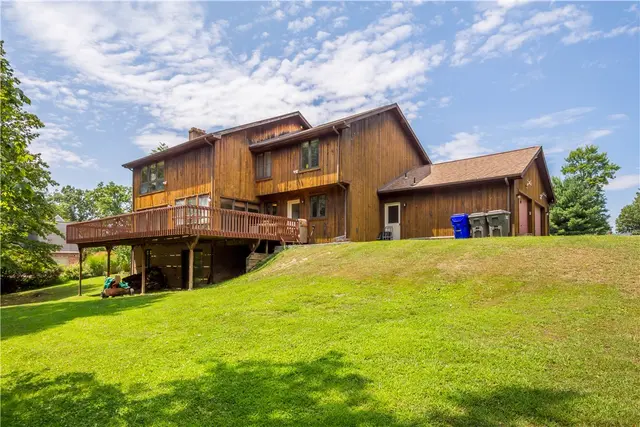 9 Highview Dr gallery image 28