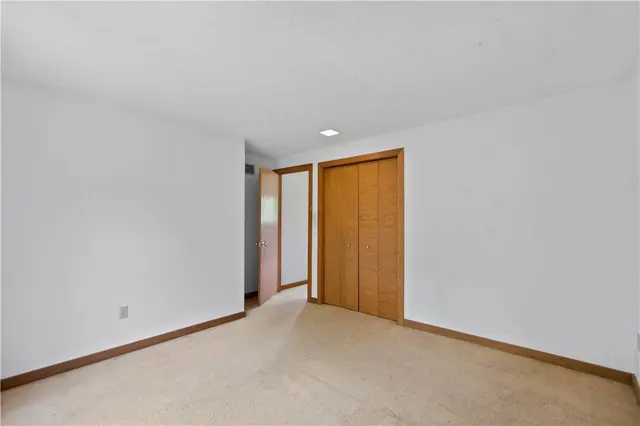 9 Highview Dr gallery image 29