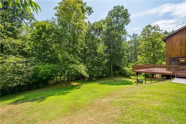 9 Highview Dr gallery image 35