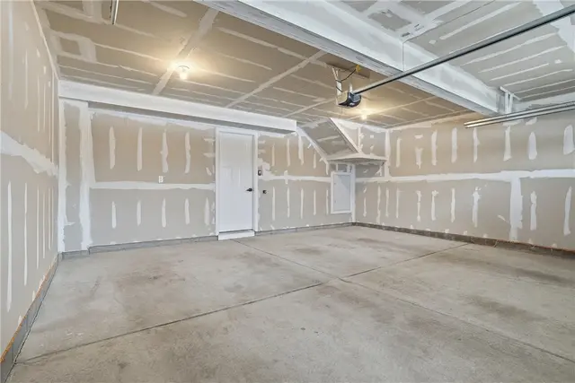 9002 Hickory Rd gallery image 45