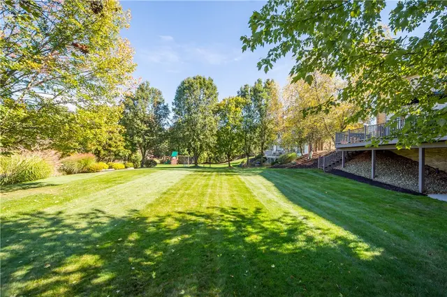 9002 Peregrine Dr gallery image 7