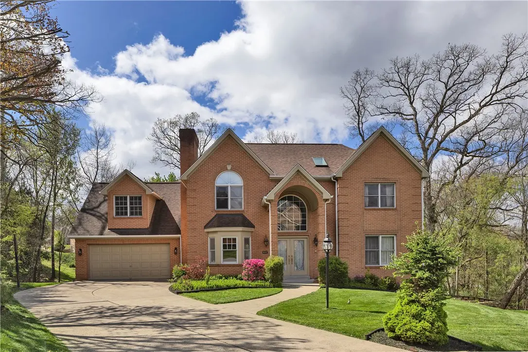 9007 Hampshire Ct