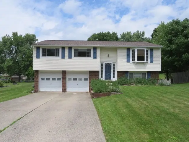 903 Fox Run Cir
