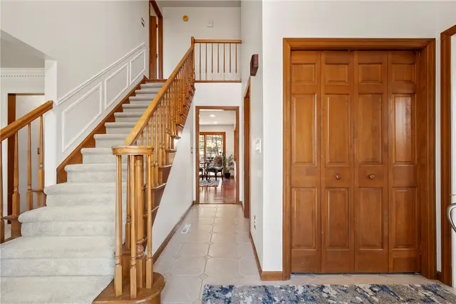 903 Poplar Place gallery image 6