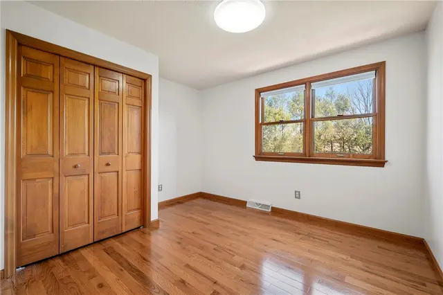 903 Poplar Place gallery image 17
