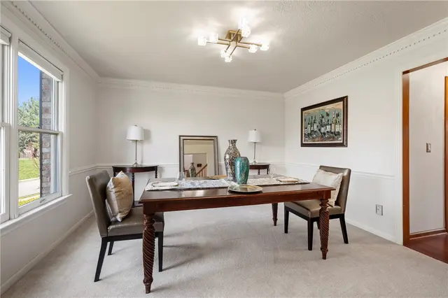 903 Poplar Place gallery image 46