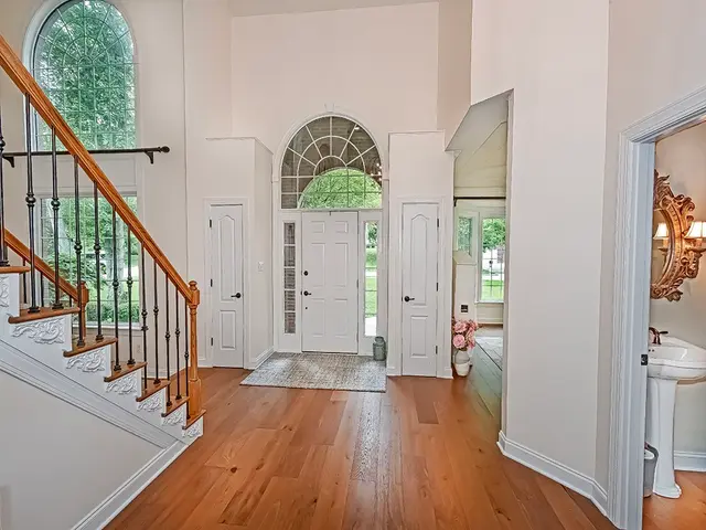 906 Big Bear Court gallery image 43