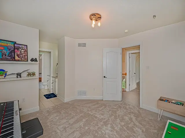 906 Big Bear Court gallery image 49