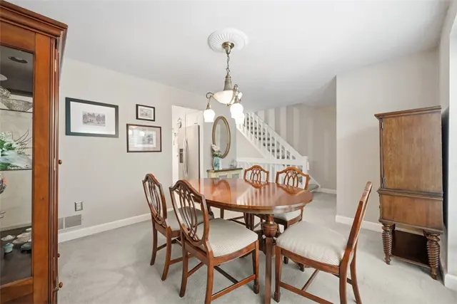 907 Cottingham Drive gallery image 46